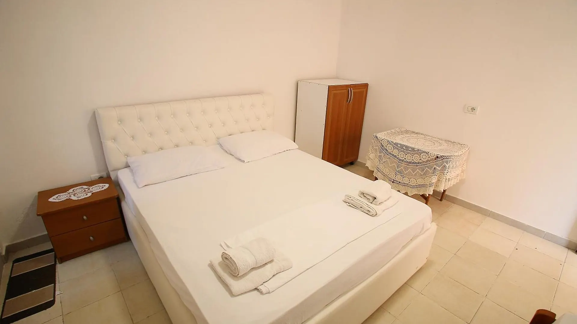 Vila Hyseni Durrës 게스트하우스